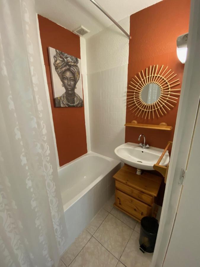 Os-Thel, Chambres A Louer Tautavel Luaran gambar